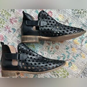 Boho Anthropology Musse & Cloud Caila Ankle Booties, black